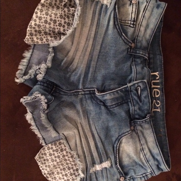 Daisy Dukes - size 7/8