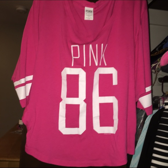 VS pink top