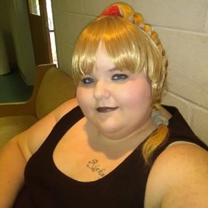 Meet your Posher, Tabatha