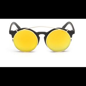 "Bumble Bee" retro sunglasses!