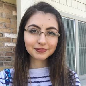 Meet your Posher, Victoria