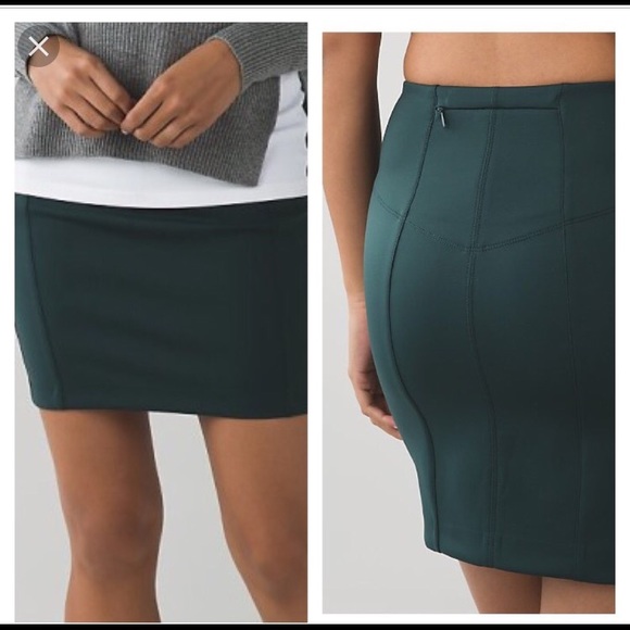 BRAND NEW lululemon skirt!