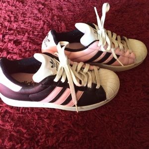 Limited edition shelltoe Addidas