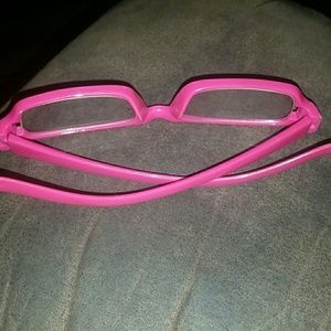 Meet your Posher, Wendy