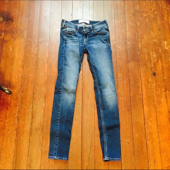 Hollister Jeans Size 1R