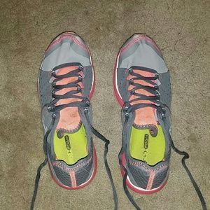 Under Armour Micro G tennis shoes