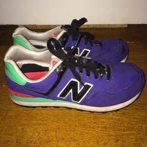 **SOLD** New Balance 574 Women's size 8