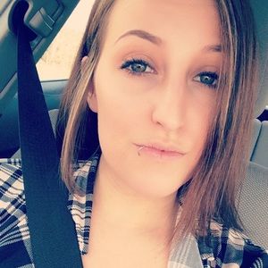 Meet your Posher, Ash