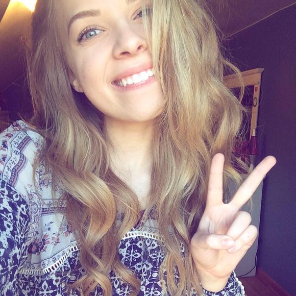 Meet your Posher, Rosie - Picture 1 of 1