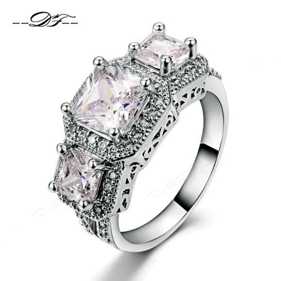 Luxury Prince cut Ring - White Gold Plated - Picture 3 of 4