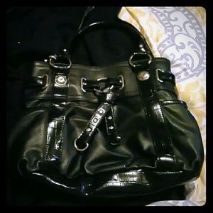 Black rosetti purse
