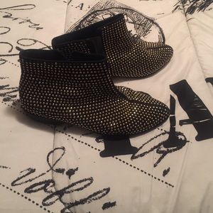 Black ankle boots
