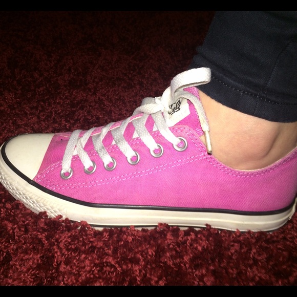 Pink Chuck Taylor Converse