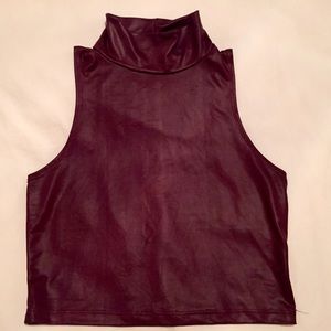 BUNDLED. Mock-neck/Turtleneck crop top