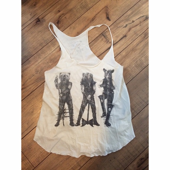 Metal bears tank