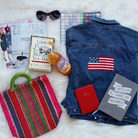 Denim Jacket (Levi's Inspired) - Picture 2 of 2