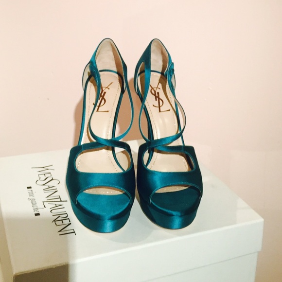 Teal silk high heel strapped shoes - Picture 2 of 4