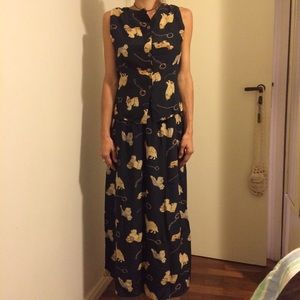 Skirt and shirt dogs