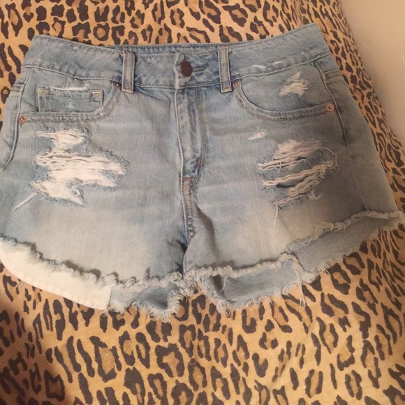 American Eagle Outfitters Pants - American Eagle high waisted festival shorts