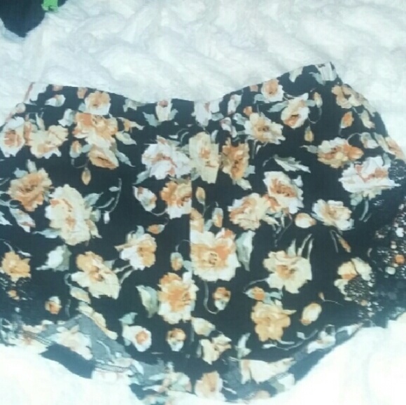 Floral Shorts