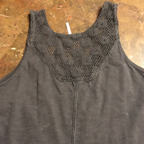 Tank top - Picture 2 of 3