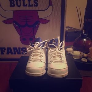 Toddler Jordan's 5s
