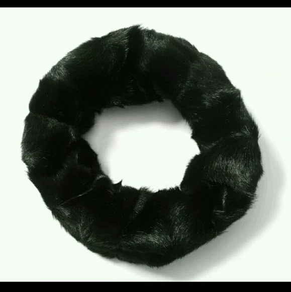 Club monaco Shannon snood neck warmer