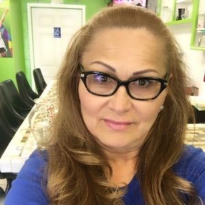 Meet your Posher, Angelina