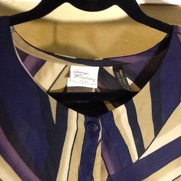 Beautiful Two Piece Pant Set *FIRM* - Picture 3 of 4