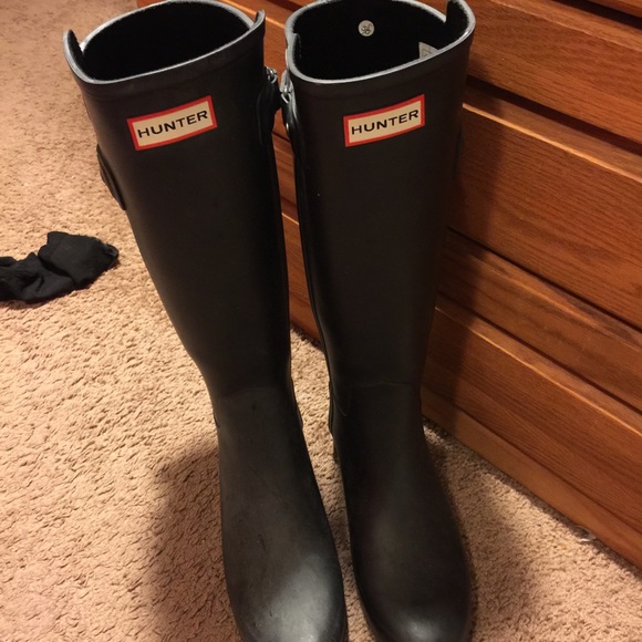 Hunter black refined rain boots