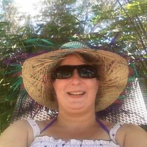 Meet your Posher, Jolie