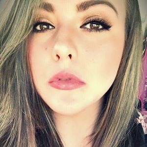 Meet your Posher, Jada