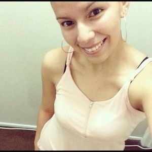 Meet your Posher, Yessenia