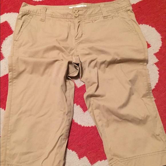 Aeropostale capris