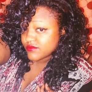 Meet your Posher, Stacia