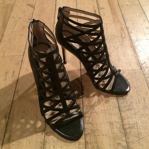 NEW Carolinna Espinosa Open Toe Cage Heels