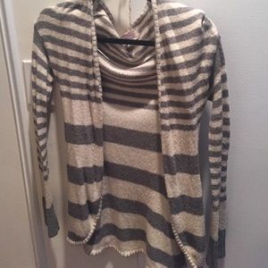 **CLOSET CLEANOUT**Grey and white striped cardigan