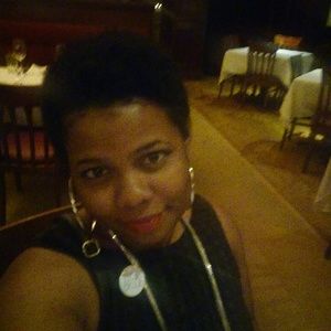 Meet your Posher, Deanna