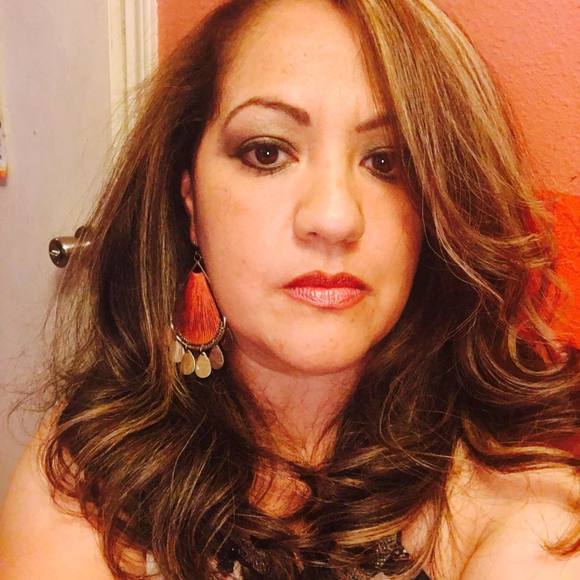 Meet your Posher, Cami - Picture 1 of 1