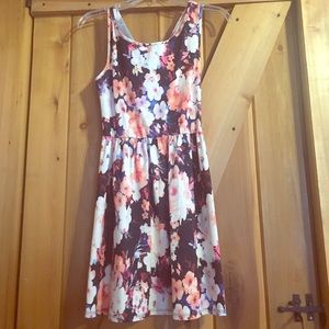 Forever21 lace back floral sundress