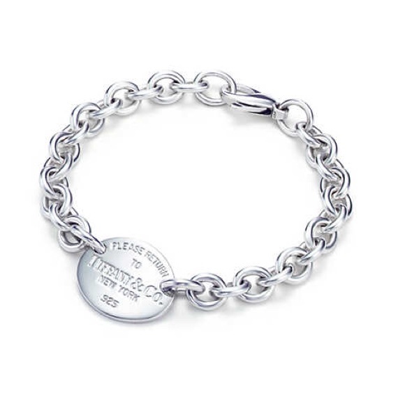 Tiffany & Co. Return to Tiffany's oval bracelet