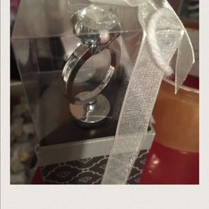 3 engagement ring wine stopper