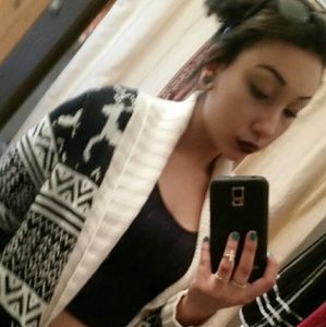 Meet your Posher, Alex