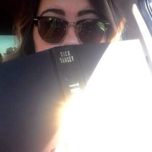 Meet your Posher, Maegan