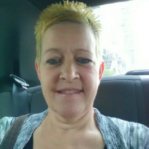 Meet your Posher, Michele