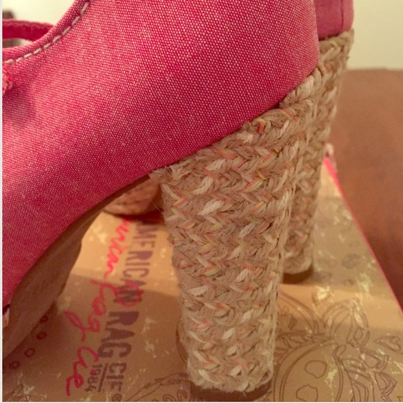 Price ⬇️Cute American Rag Shoes - Picture 3 of 4