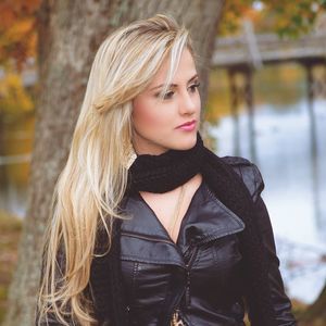 Meet your Posher, Vanessa