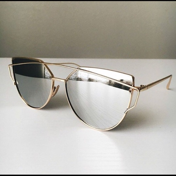 Accessories - Gold/Silver Sunglasses