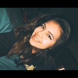 Meet your Posher, Amber