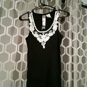 Lacey tank